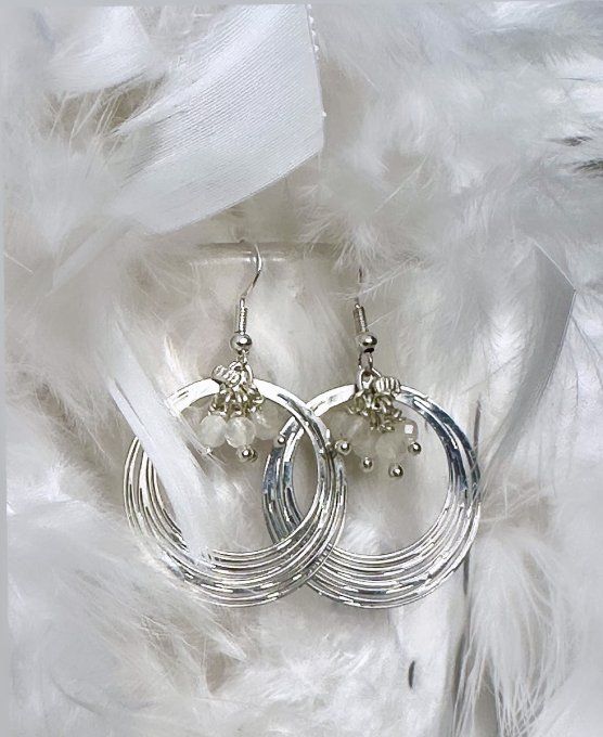 Pierre de lune à facettes - Cerlcles 3 cm acier inoxydable - Apprêts argent 